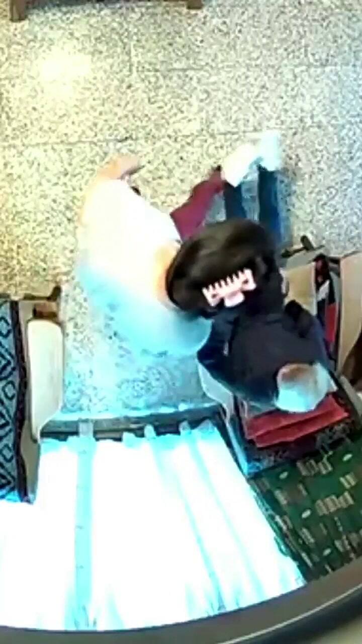 Ataque brutal: golpeó y pateó a la abuela que cuidaba