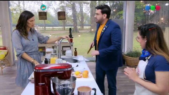 Damián Betular sorprendió bailando en Bake Off Argentina (Telefe)