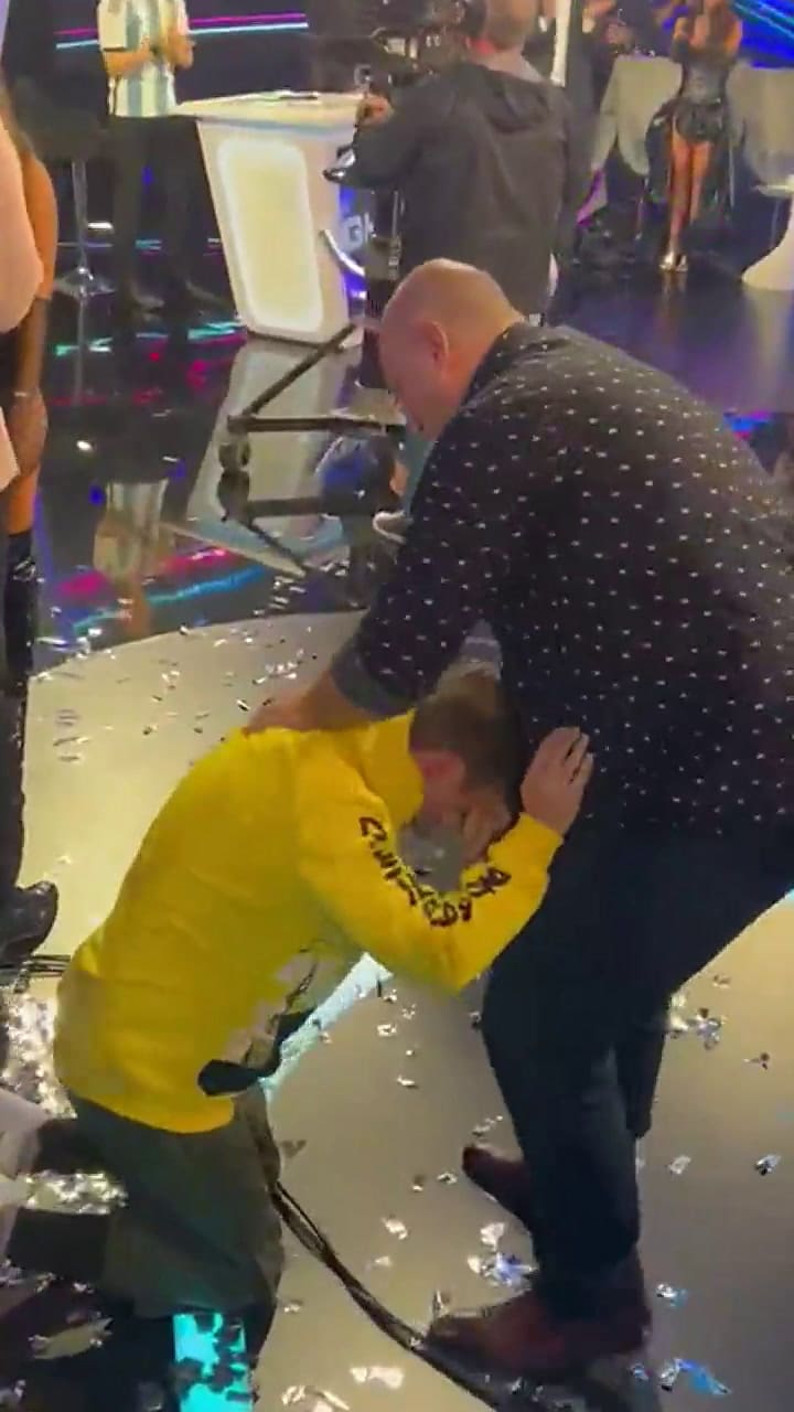 Agustín se emocionó cuando anunciaron a Marcos como el ganador de Gran Hermano