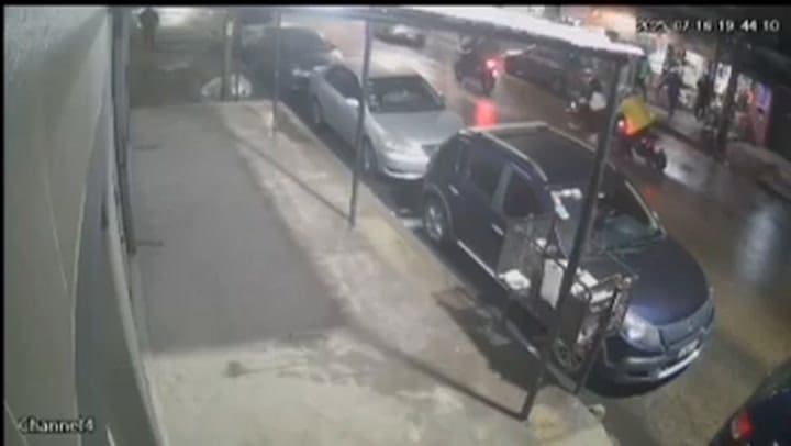 Violento robo a un delivery al que balearon en pleno centro de Lomas