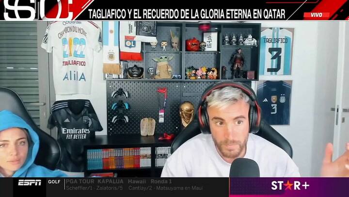 Nicolás Tagliafico y Carolina Calvagni protagonizaron un momento íntimo en vivo