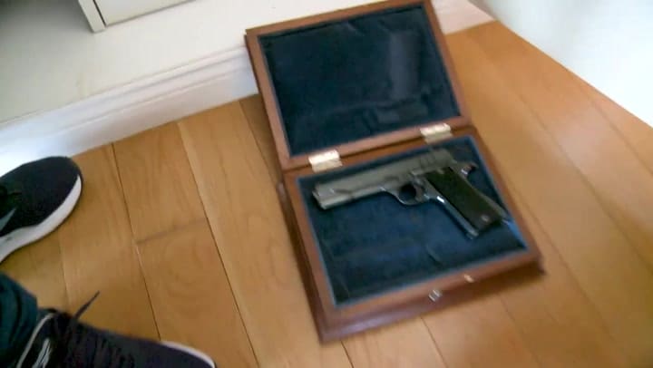 Allanamiento en Puerto Madero