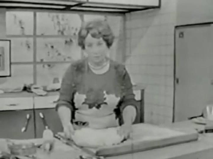 Doña Petrona y Juanita en la televisión - Fuente: YouTube