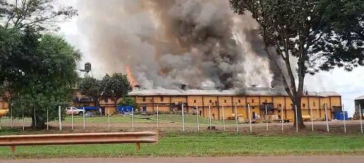 Incendio en una importante yerbatera