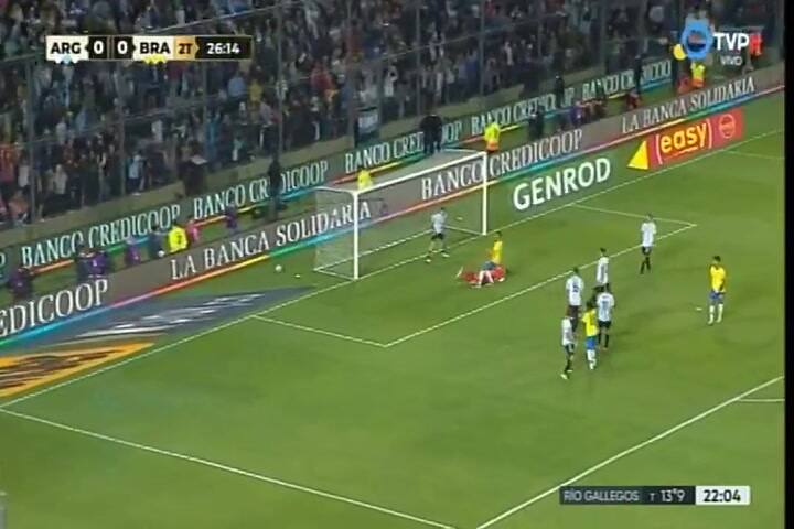 Remate de Vinicius Jr.