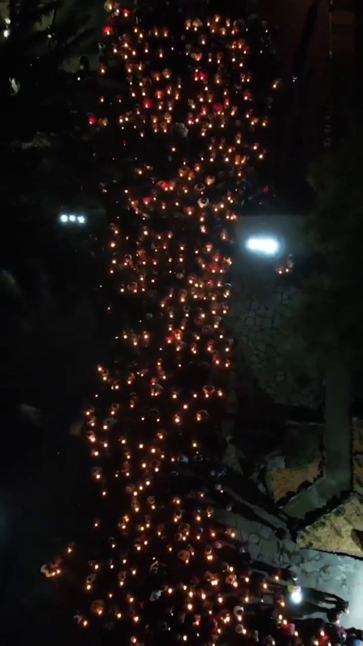 Vía Crucis de la Familia en Tandil o conocido como Vía Crucis de las Antorchas