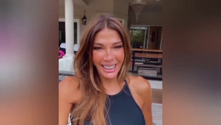 Oriana Sabatini Llegó A La Argentina Para Acompañar A Su Papá, Ova, Tras La Operación De Cadera Tn