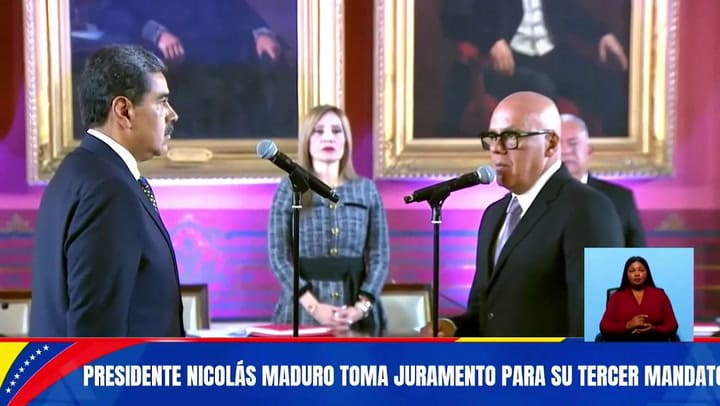 JURA DE MADURO POR EL TERCER MANDATO