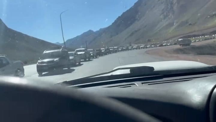Demoras en el cruce a Chile por el paso Cristo Redentor