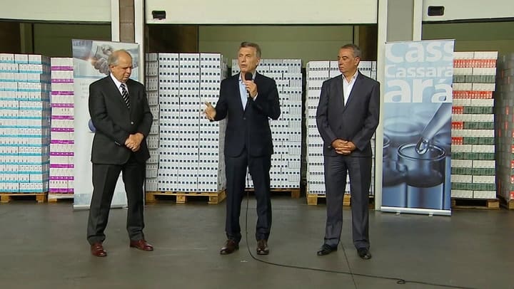 Mauricio Macri: 'El PAMI vuelve a comprar medicamentos sin intermediarios'