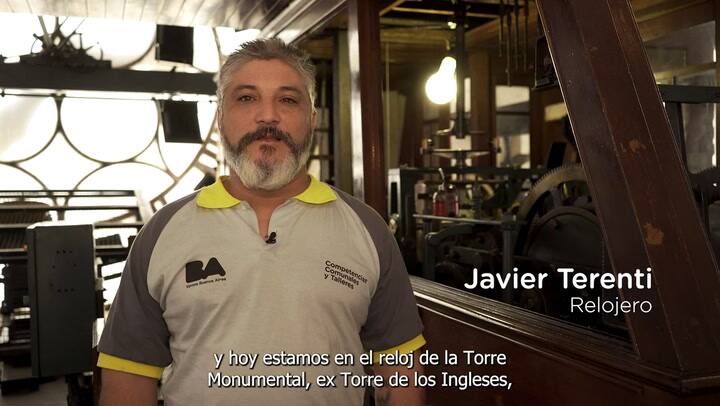 Así trabajan los relojeros de la Torre de los Ingleses