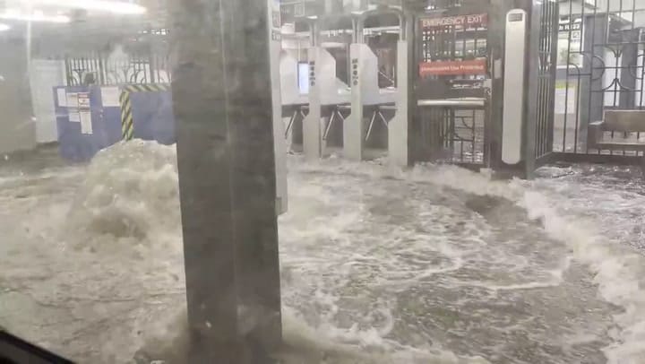 Inundaciones en el subte de Nueva York