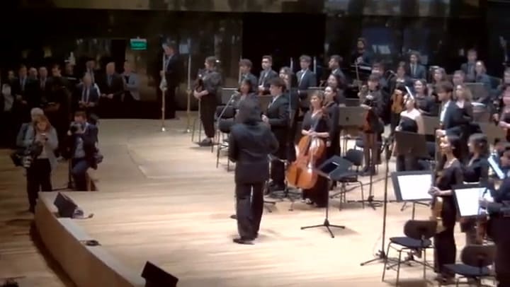 Ángel Mahler en el Día del Holocausto y del Heroísmo