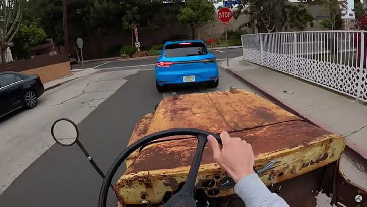 Hicieron andar un Jeep Willys de 1948 que estaba completamente oxidado