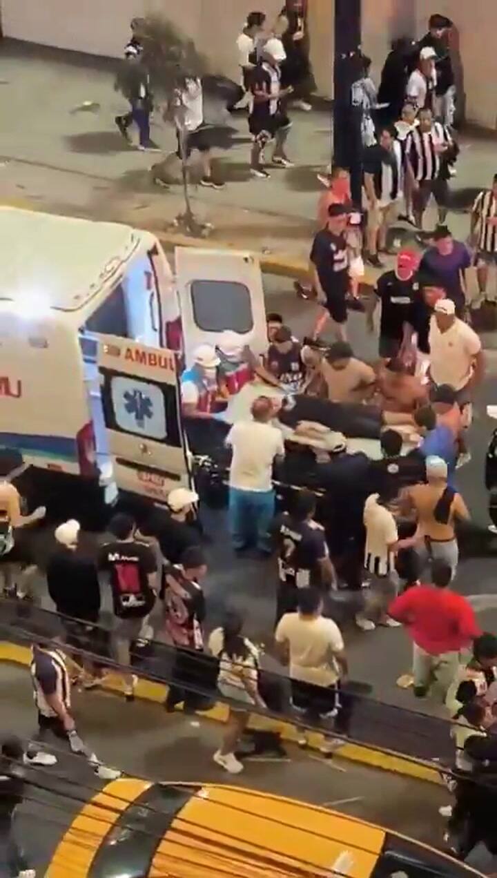 El incidente ocurrió durante un banderazo previo al clásico durante Universitario