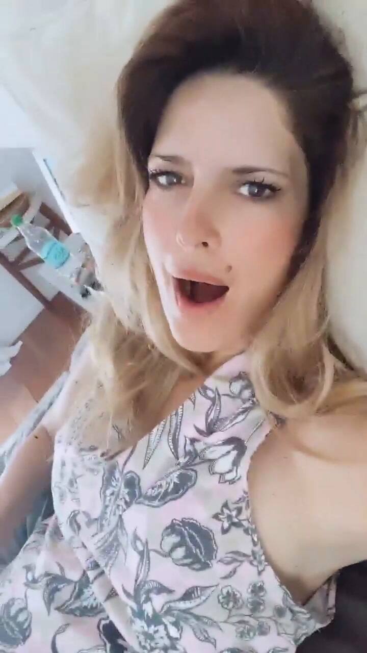 Isabel Macedo mostró por primera vez su panza de embarazada