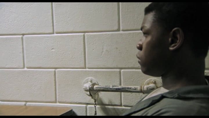 Trailer de Detroit: zona de conflicto