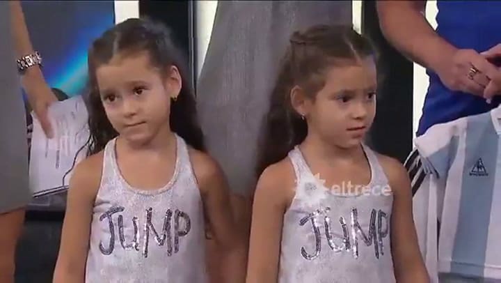 Walter Rotundo le puso Mara y Dona a sus mellizas