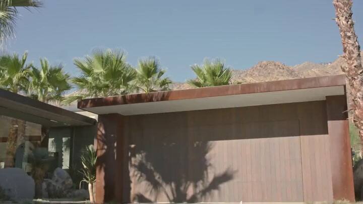 BB-9E el rival de BB-8