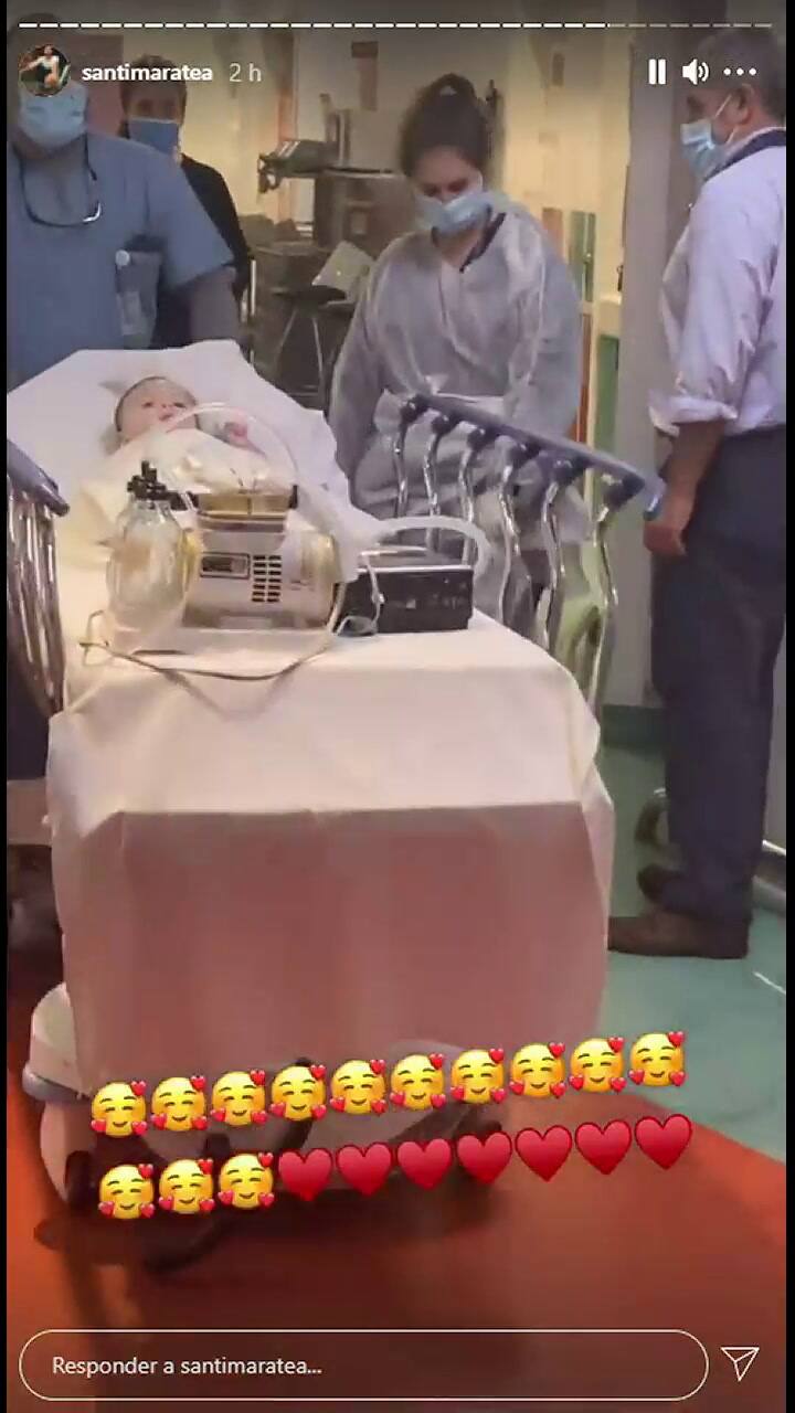Santi Maratea mostró el momento en el que Emmita se hizo el tratamiento médico - Fuente: IG Stories