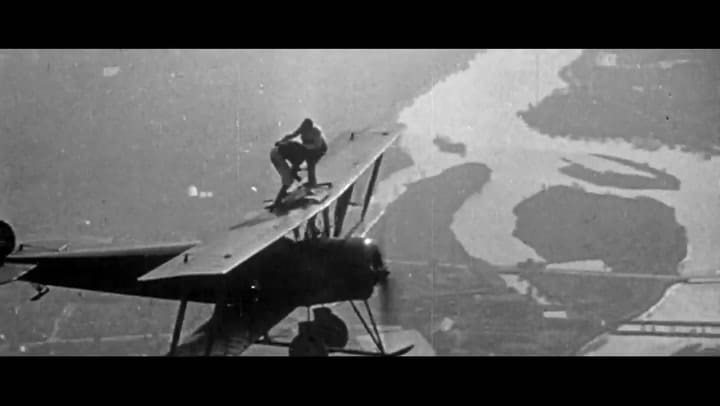 Trailer de Por dinero casi todo