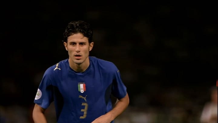 Waka Waka | Canción Oficial de la Copa Mundial de la FIFA Sudafrica 2010 - Youtube