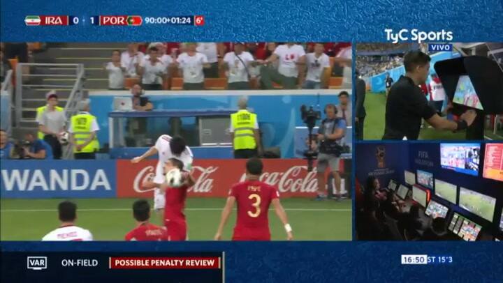 El VAR marcó penal para Irán y marcó el 1-1 ante Portugal - Fuente: TyC Sports