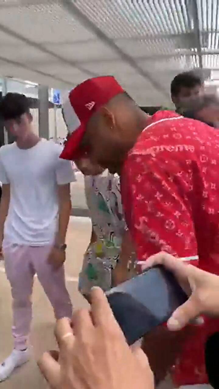 La desagradable sorpresa que se llevó una estrella del Barcelona cuando fue a buscar su Ferrari