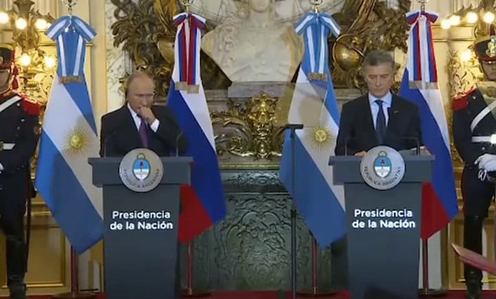 La reacción de Putin a una broma de Macri sobre la altura de Faurie - Fuente: G20