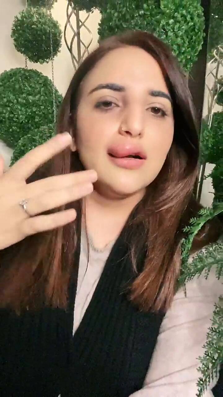 Una influencer mostró cómo quedó su boca