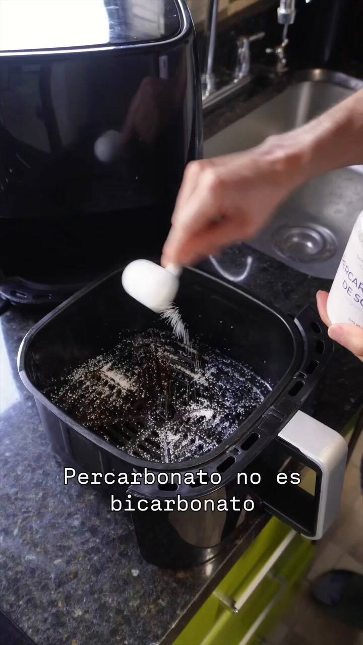 Cómo limpiar la freidora de aire segun Diego Fernández (@renovandoconideas)