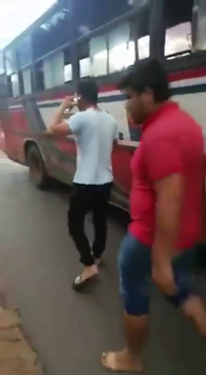La pelea de Chilavert y un colectivero en Paraguay - Fuente: Twitter