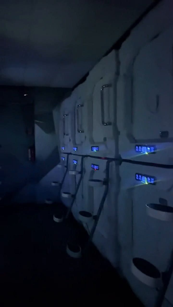 Así son por dentro las cápsulas de aeropuerto