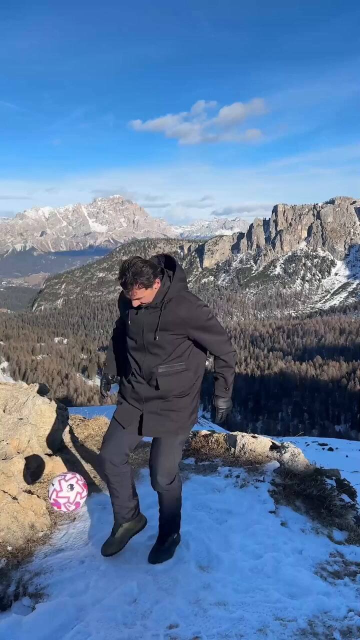 El video viral de Zlatan Ibrahimovic en una montaña