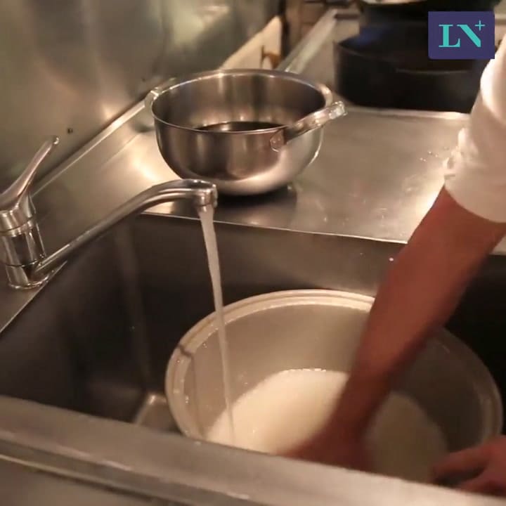 Las bases para preparar el arroz del sushi perfecto