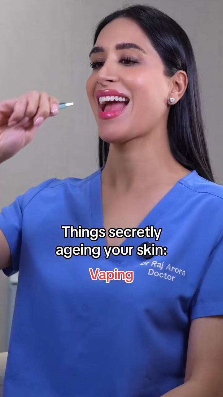 Una médica explica que una postura común al dormir puede acelerar el envejecimiento