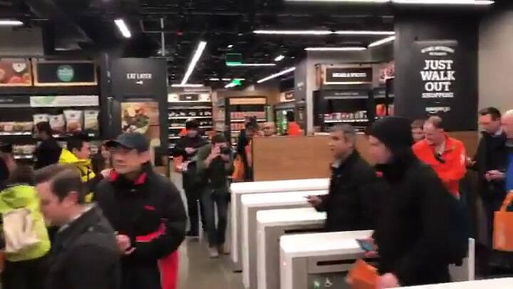 Los primeros clientes llegaron a AmazonGo