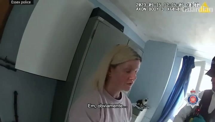 La confesión de la mujer que asesinó a sus padres y vivió con sus cadáveres por cuatro años