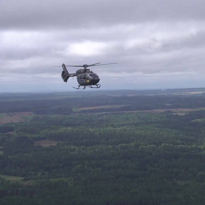Ursula von der Leyen, durante su gira por países fronterizos con Rusia