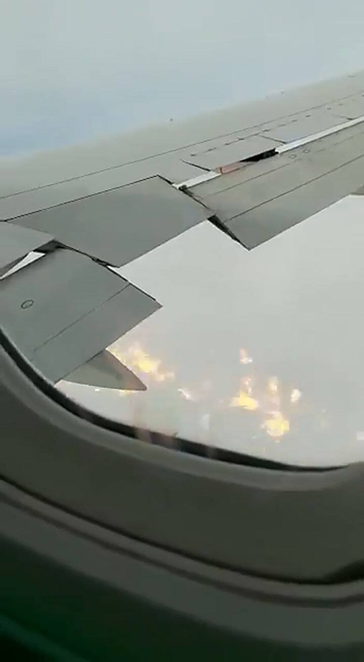 Viajaban de Edimburgo a Nueva York y tuvieron que hacer un aterrizaje de emergencia