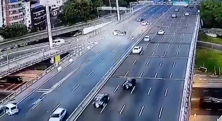 Picada y choque en General Paz y Avenida del Libertador