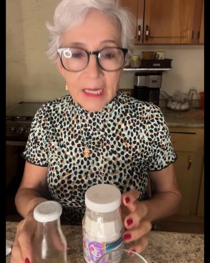 El truco casero para eliminar las rayas de los lentes con solo dos ingredientes de cocina