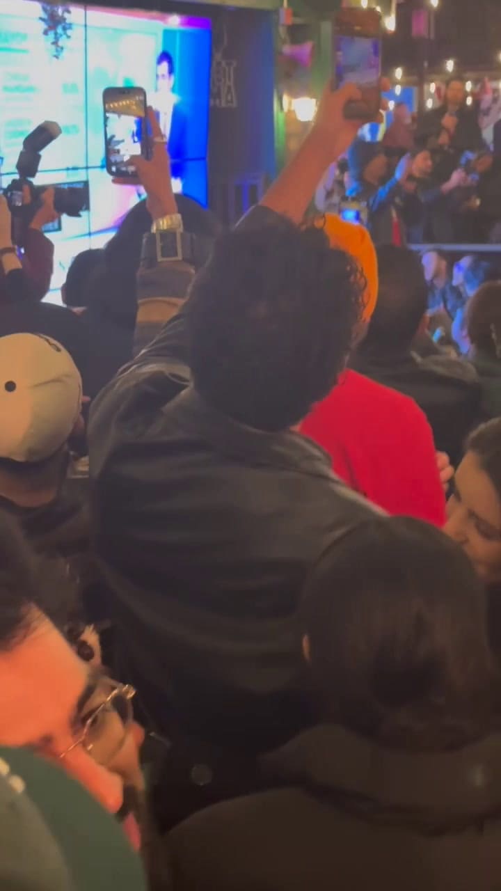 Cierre de urnas: seguidores de Mamdani celebran en Queens