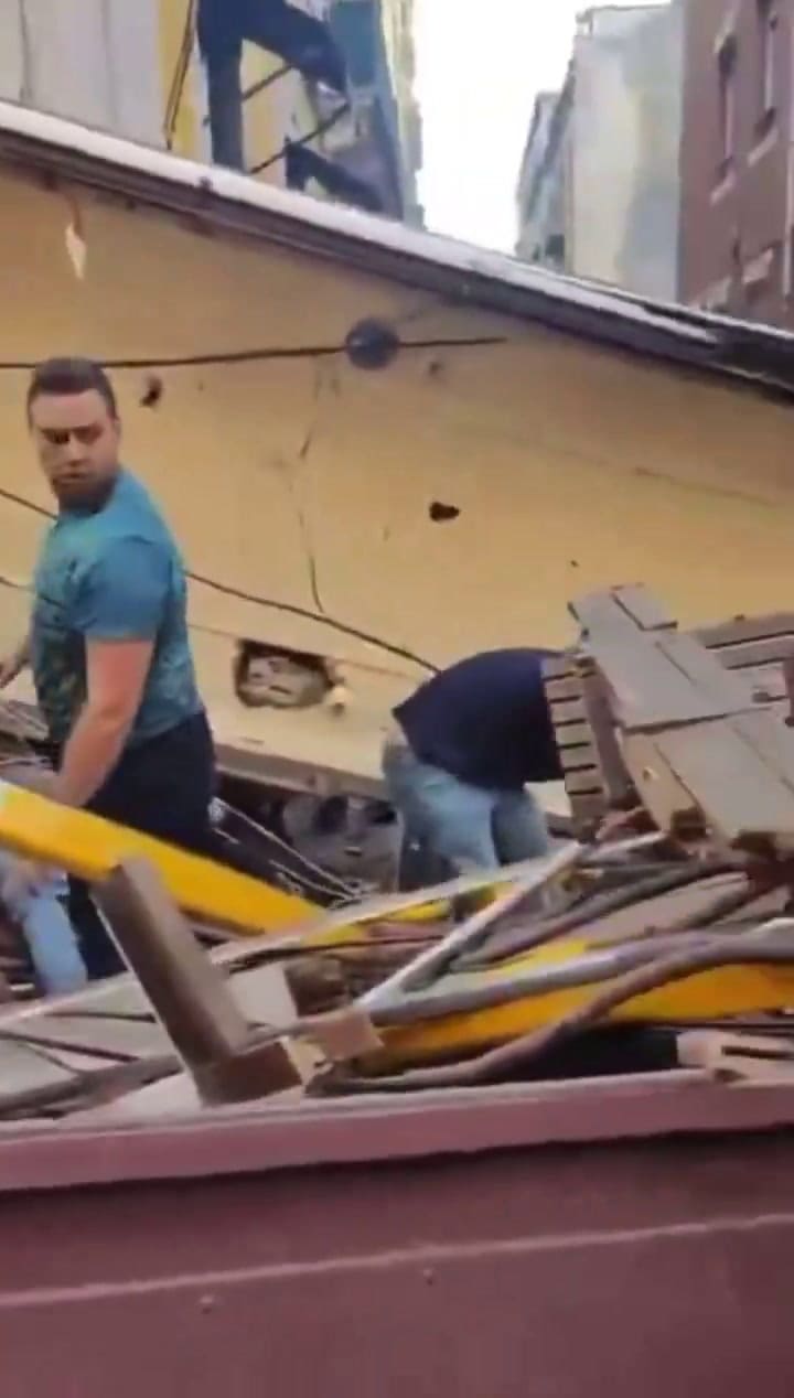 Bomberos, policías y servicios de emergencias desplegaron un operativo