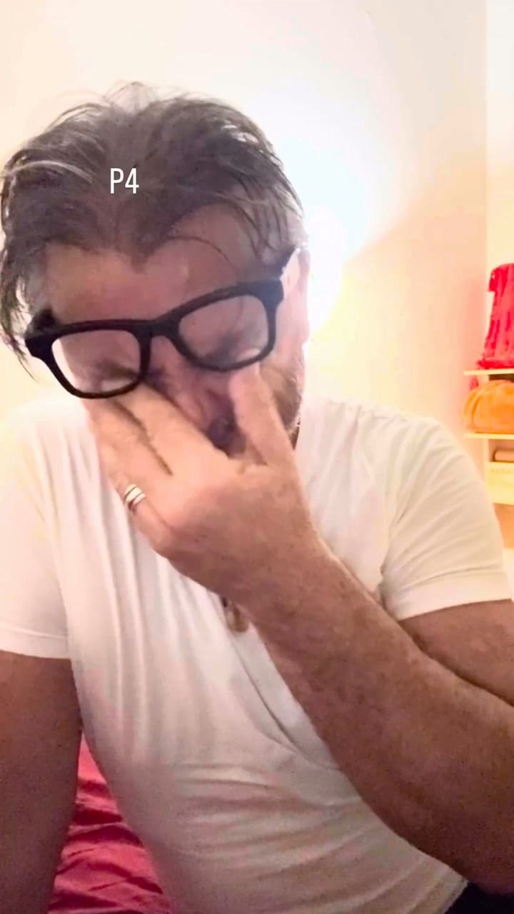 Donato De Santis de incógnito en un restaurante de Niza