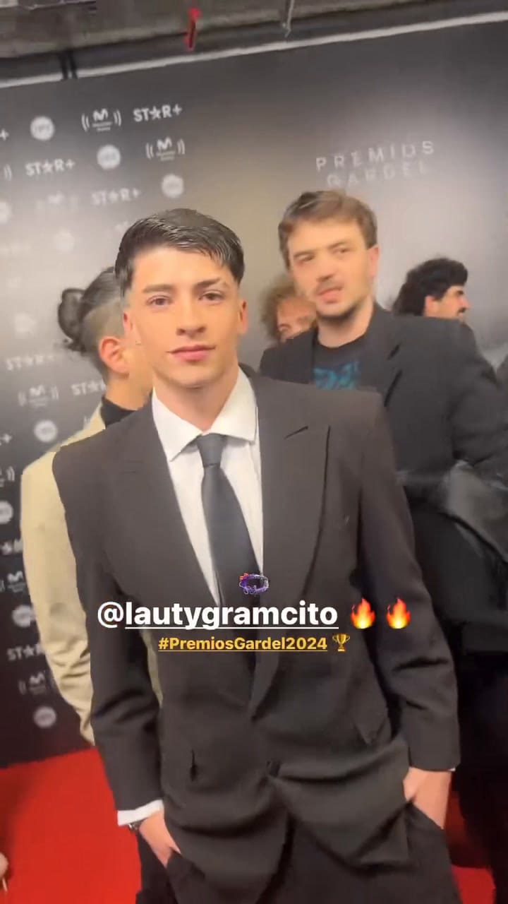 Lauty Gram sorprendió con su look formal en los Premios Gardel