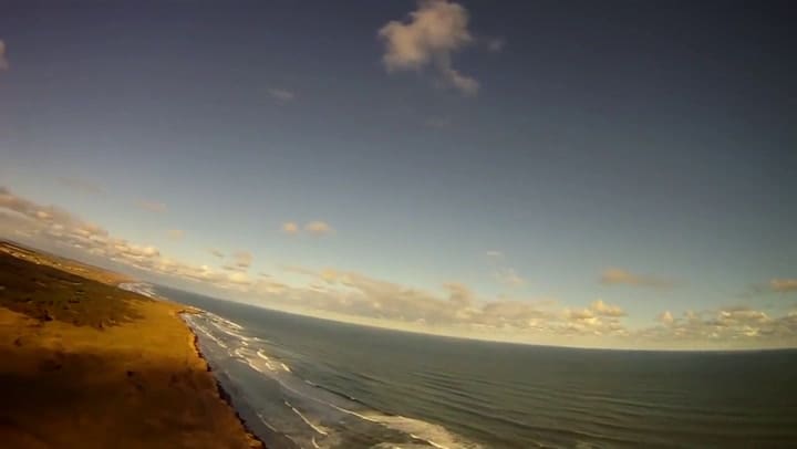Así es la playa Los Ángeles, una de las más despobladas de la Costa - Fuente: YouTube