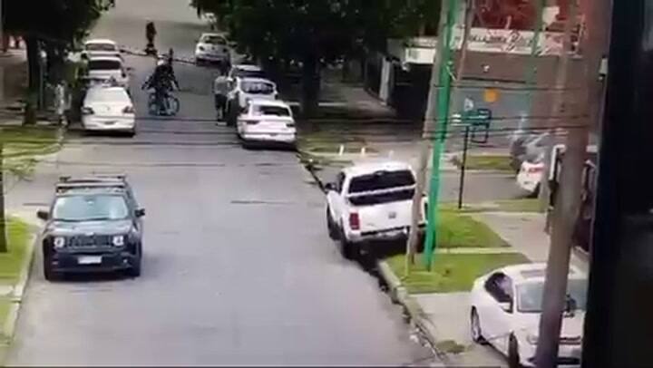 Ensenada: lo echaron de una fiesta en Saavedra y 25 De Mayo y arrancó a los tiros