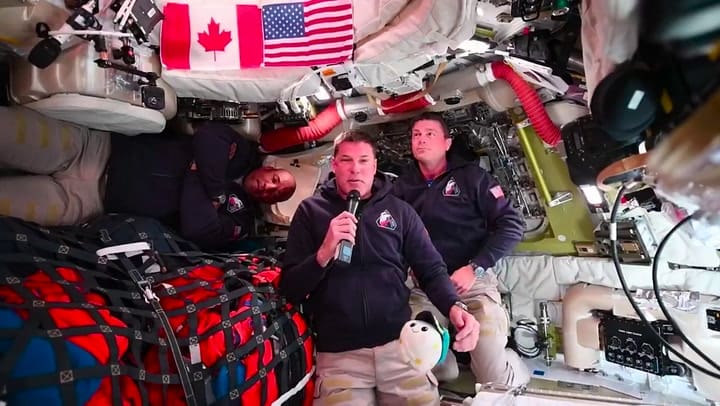 Un astronauta del Artemis II contó el peor momento de la misión: “Estábamos cayendo del cielo hacia la Tierra”