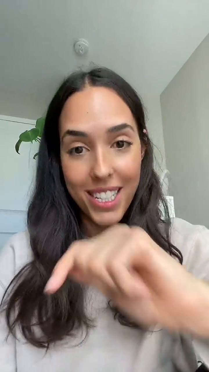 Una joven española descubrió una costumbre que es de mala educación en EE.UU.